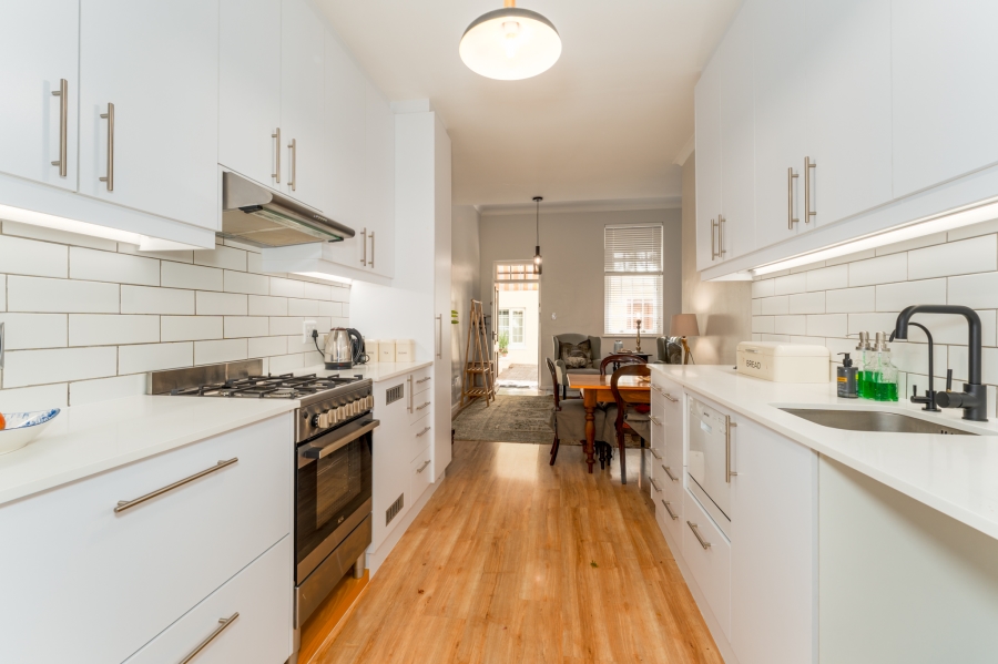 2 Bedroom Property for Sale in Simons Town Western Cape